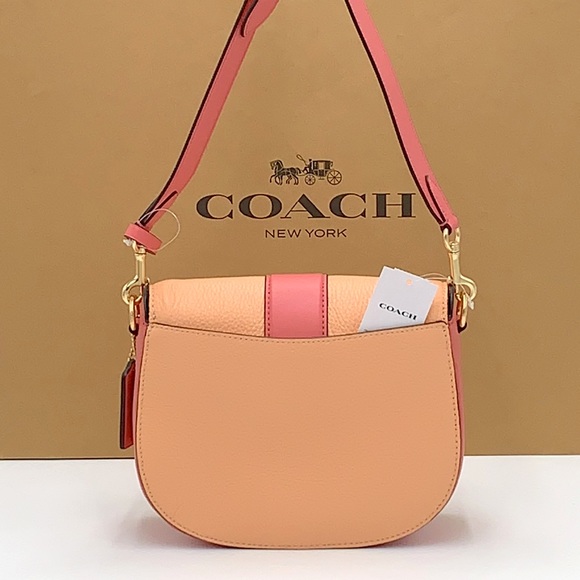 COACH Georgie Saddle Bag In Colorblock COLOR:
Gold/Faded Blush/Taffy - Picture 8 of 16